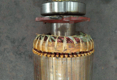 YE2電機(jī)西安電機(jī)廠技術(shù)員關(guān)于高壓電機(jī)端部捆扎的重要性分析。